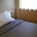 A Voyageur\'S Guest House