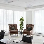 Metcalfe Hotel Ottawa By Gray Collection