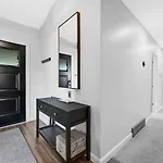 Holiday home Cozy - 5mins To The Hospital Ottawa