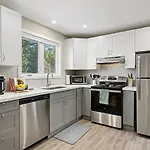 Furnished 3br Apartment Ottawa