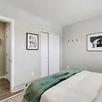 Apartment Furnished 3br *