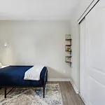 Furnished 3br *