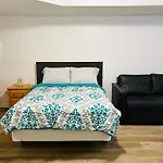 Macoun Stay