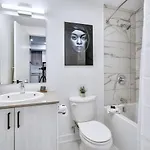 Holiday home The Lennox - Corporate 1 Bedroom In 502 Ottawa