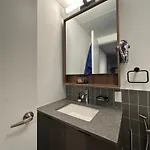 Vanier Luxury Apartment