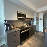 Vanier Luxury Apartment