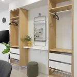 Apartment New Modern 1br Basement Near Downtown Free Parking *