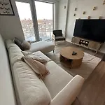 Vanier Luxury Apartment *