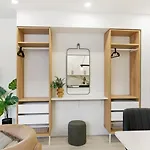 New Modern 1br Basement Near Downtown Free Parking Apartment Ottawa