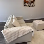 Family Friendly Airport Apartment Ottawa