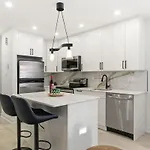 New Modern 1br Basement Near Downtown Free Parking Apartment Ottawa