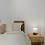 New Modern 1br Basement Near Downtown Free Parking Ottawa