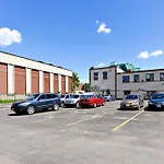 Ottawa Inn Hotel