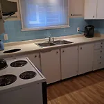 Elcho Explores Apartment *