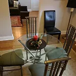 Apartment Elcho Explores Ottawa
