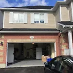 Self Check-In Spacious Apartment With Full Kitchen