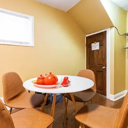 Beautiful 3-Bedroom Home In Centretown With Wifi Apartment Ottawa