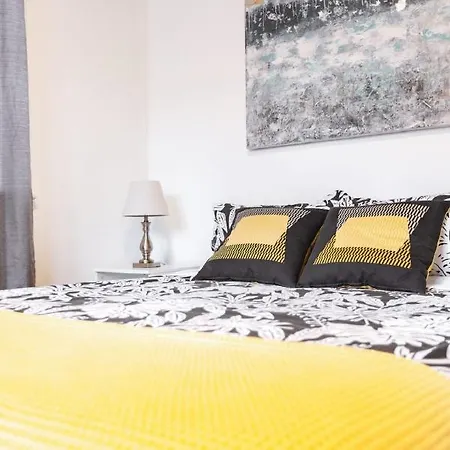 Apartment Beautiful 3-Bedroom Home In Centretown With Wifi Ottawa