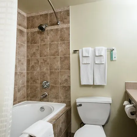 Hotel Welcominns Ottawa
