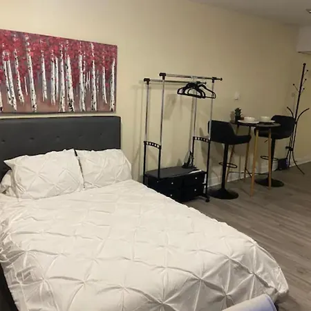 Byward Suites