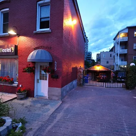 Hostel Barefoot