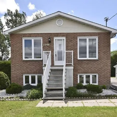 Pleasant Retreat In Orleans!