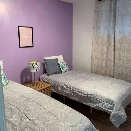 Pleasant Retreat In Orleans! Apartment