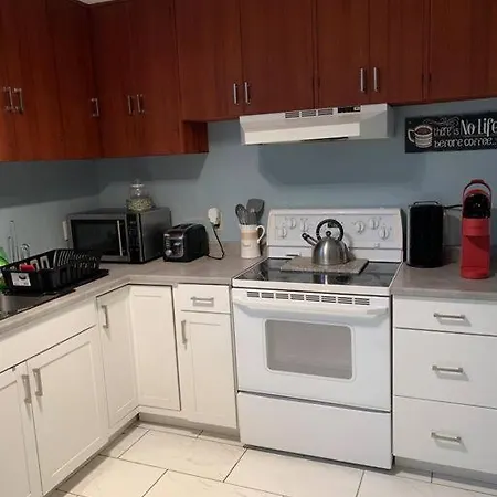 Apartment Pleasant Retreat In Orleans! Ottawa