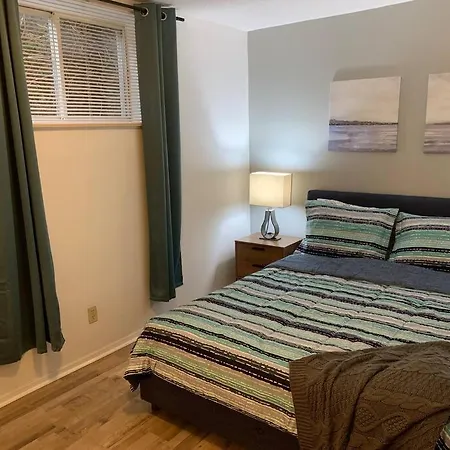 Pleasant Retreat In Orleans! * Ottawa