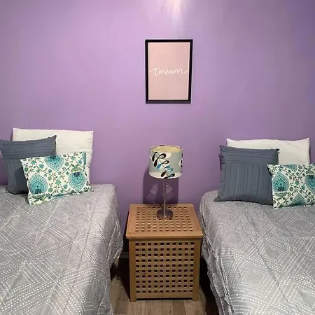 Pleasant Retreat In Orleans! Apartment *