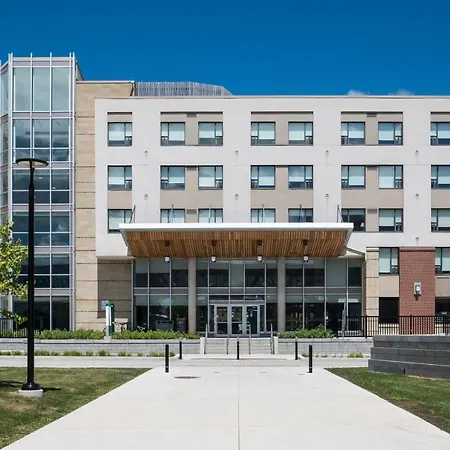 Residence & Conference Centre - Ottawa West 3*