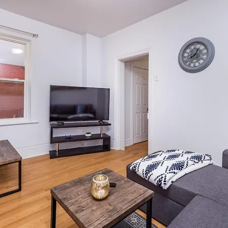 Apartment 2br Apt W 2 King Beds Steps From Byward Market Ottawa