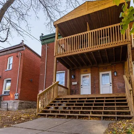 2br Apt W 2 King Beds Steps From Byward Market
