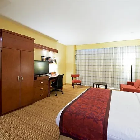 Courtyard By Marriott East 3* Ottawa