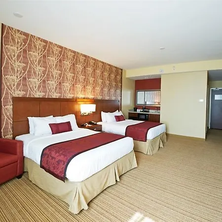 Courtyard By Marriott East Hotel 3*