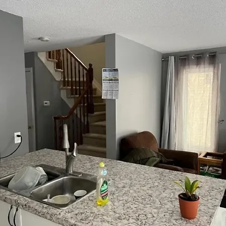 41 Kathleen Cr * Ottawa