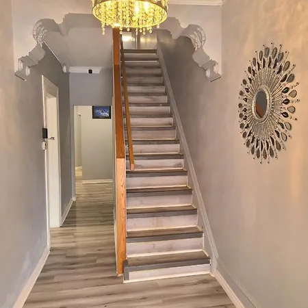 Downtown Spacious Bed & Breakfast Ottawa