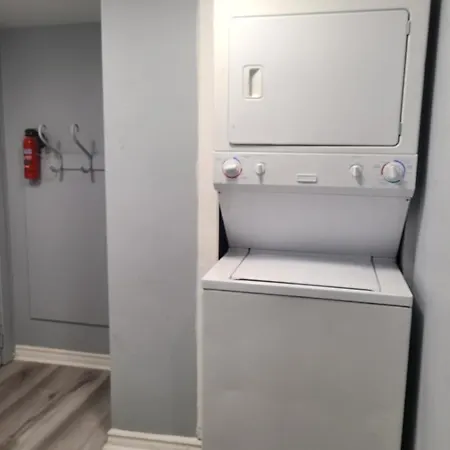 Downtown Spacious *