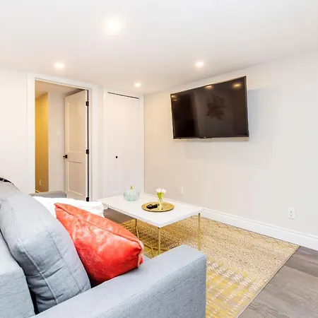 Cozy 1br King Bed - Dt And Near Rideau River Apartment *