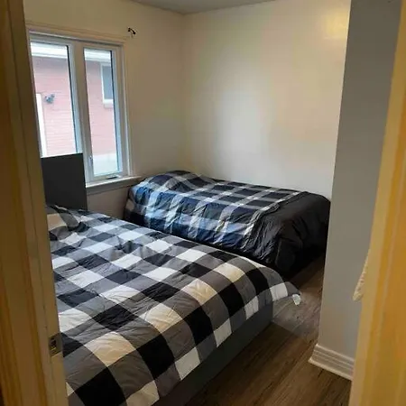 Apartment 3 Bedroom Near Downtown