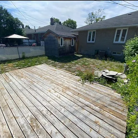 Apartment 3 Bedroom Near Downtown Ottawa