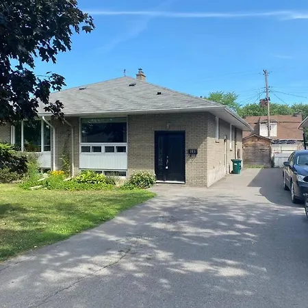 Apartment 3 Bedroom Near Downtown Ottawa