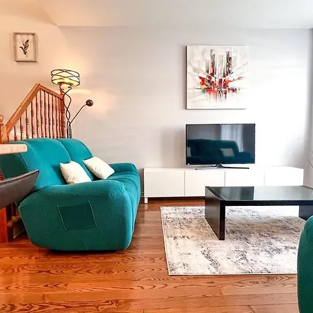 Charming 3 Bed Townhome
