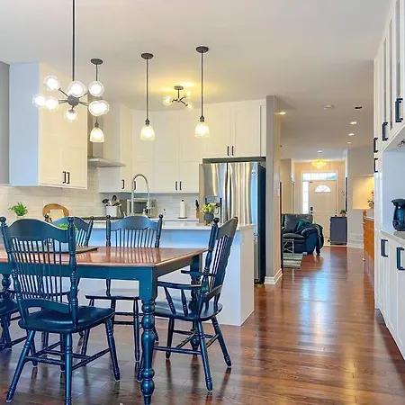 Kanata Bliss 4bd Single Villa