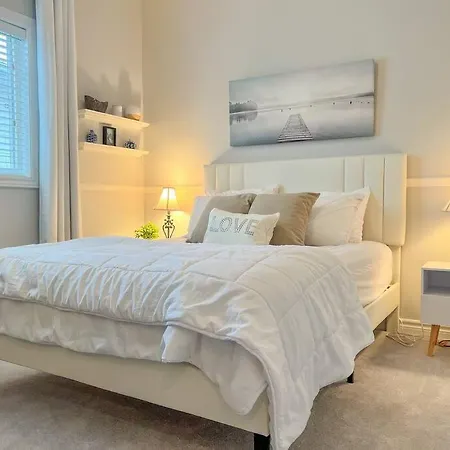 Villa Kanata Bliss 4bd Single Ottawa