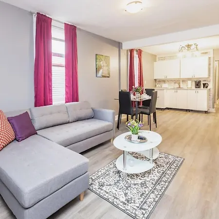 Pet-friendly 3br Near * Ottawa