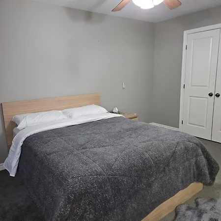 Oasis Lounge Homestay Ottawa
