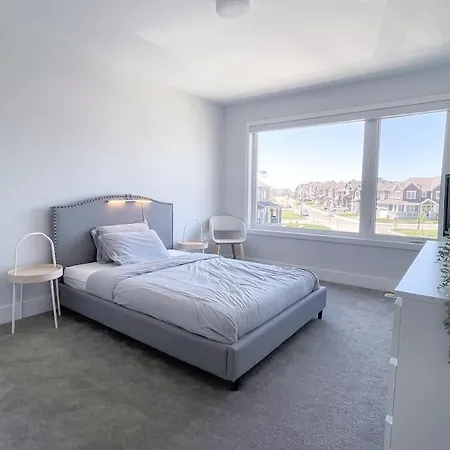 Apartment Lux-haven- Single Family Barrhaven Ottawa