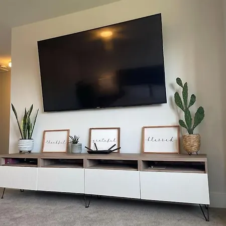 Apartment Lux-haven- Single Family Barrhaven *