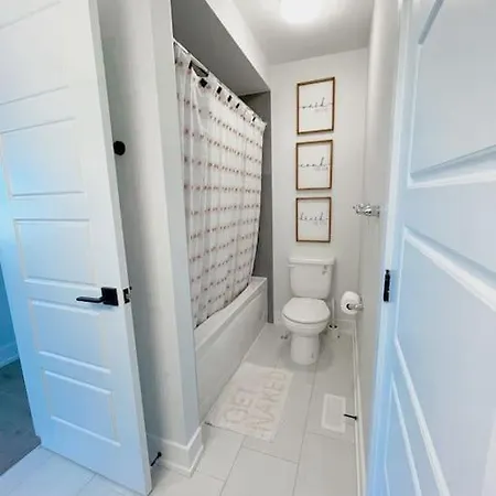 Apartment Lux-haven- Single Family Barrhaven *